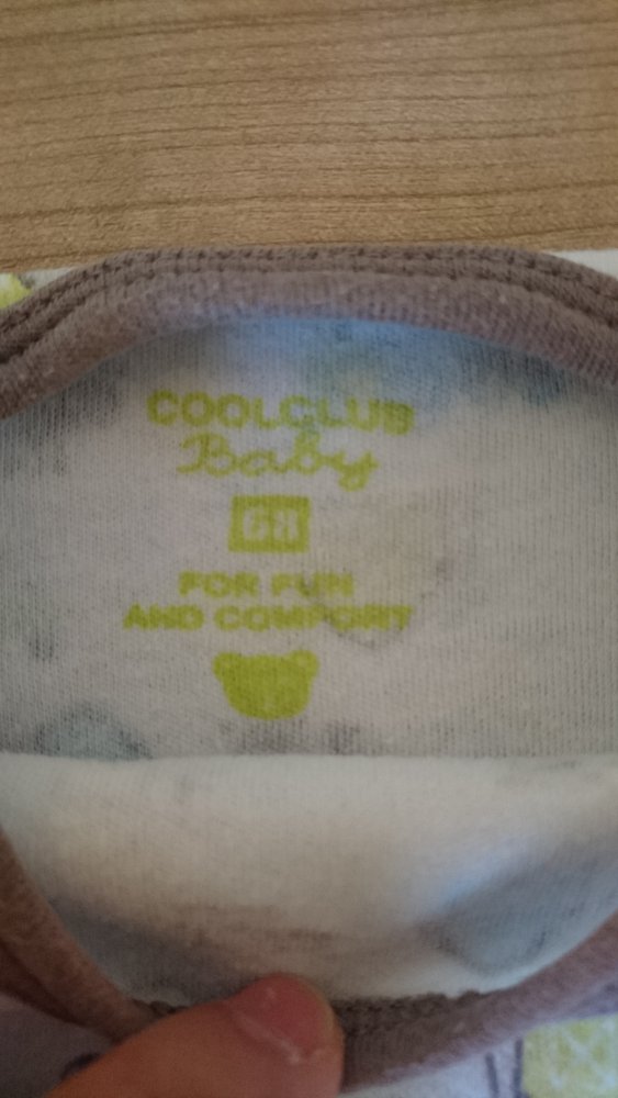 schöner Kurzarmbody in Gr. 68 von Cool Club 