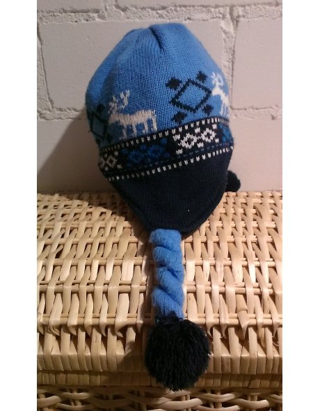 blaue Mütze mit 
