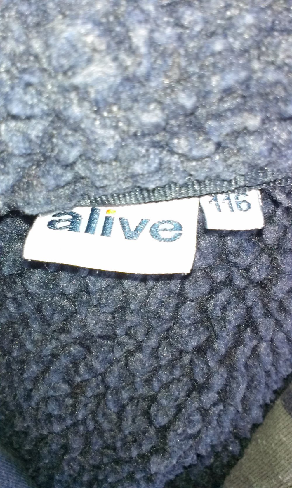 dunkle, gestreifte Outdoorjacke Gr. 116