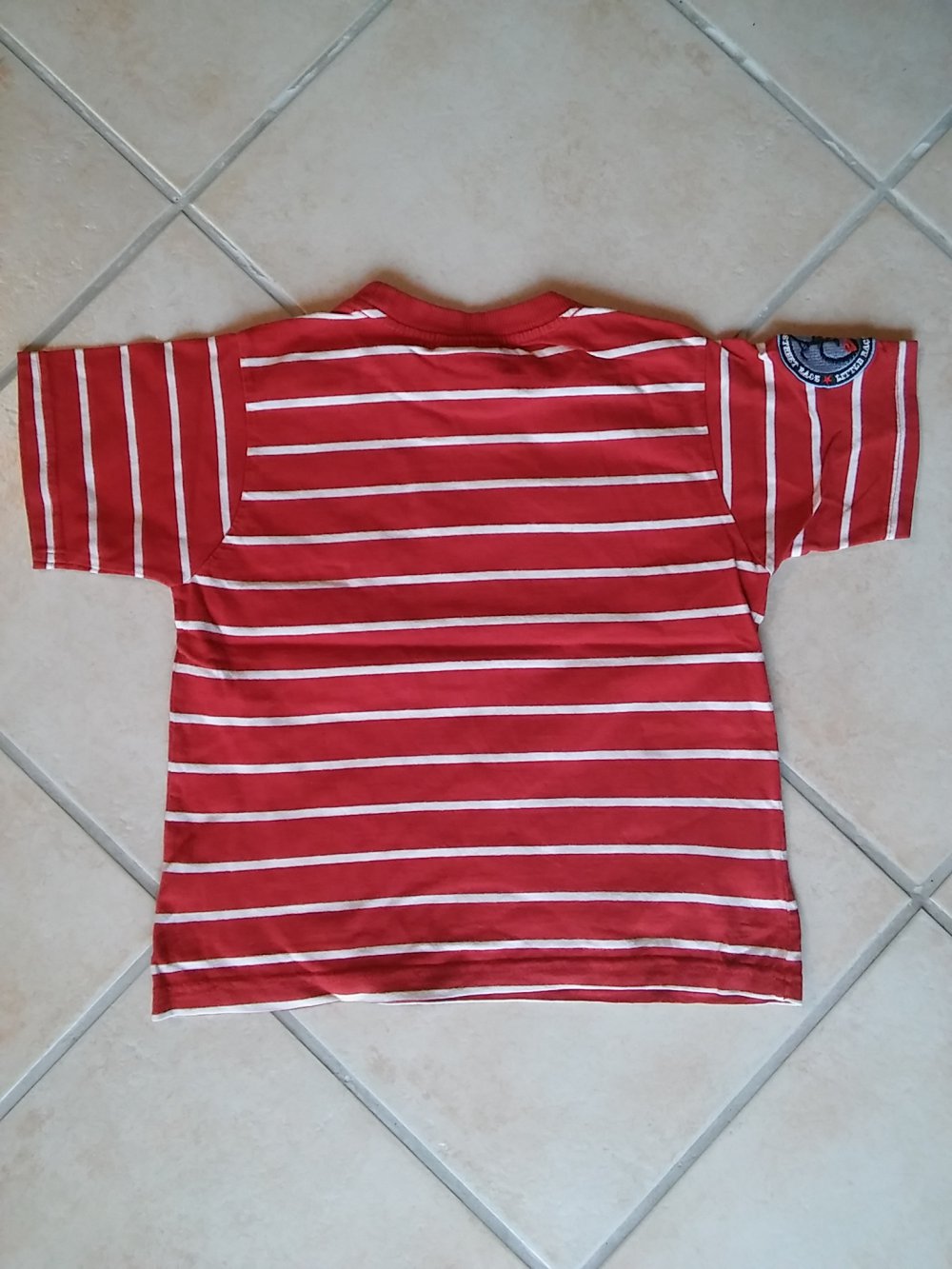 rotgestreiftes T-Shirt Gr. 116