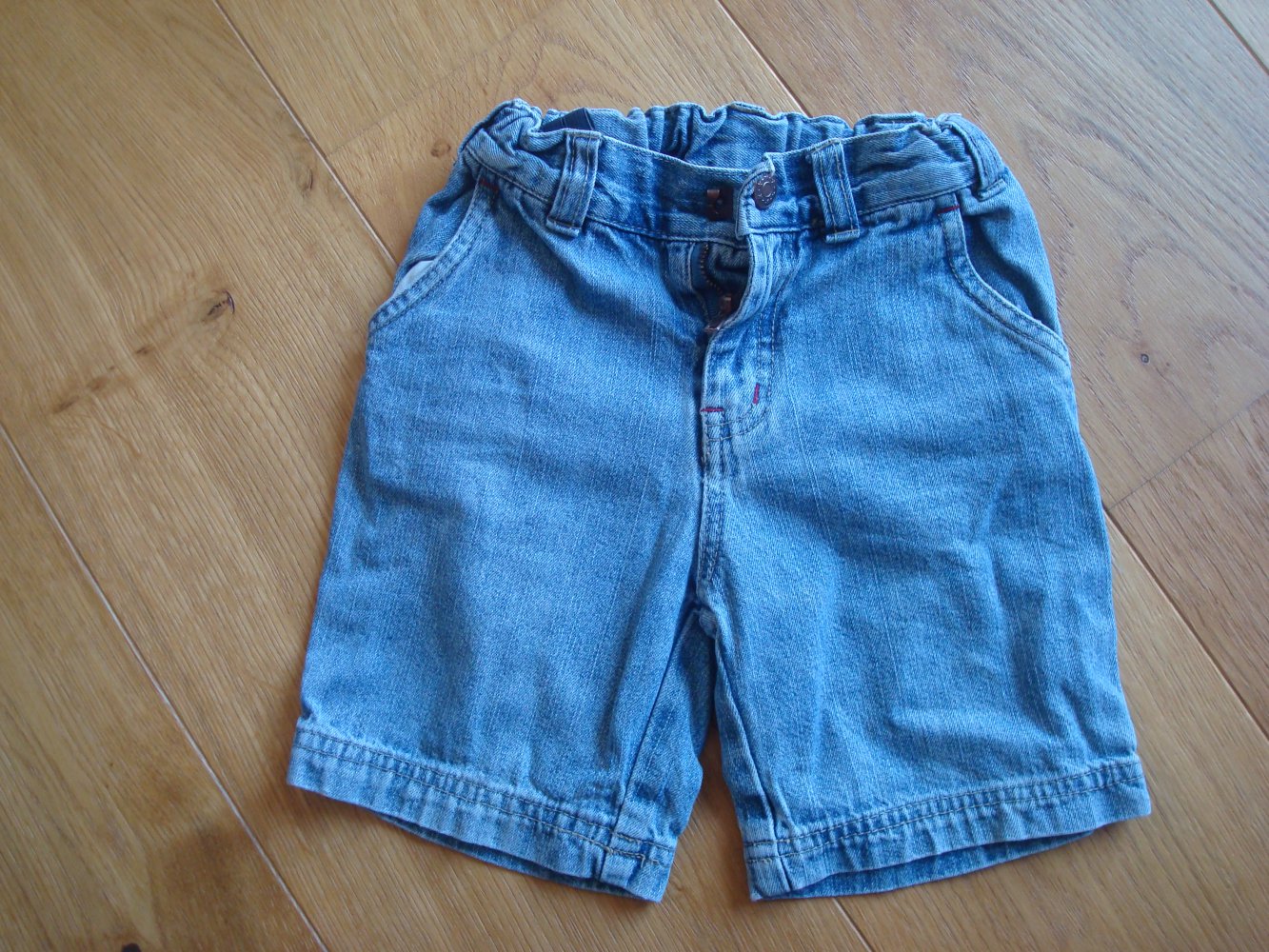 kurze Hose, kurze Jeans mit verstellbarem Bund