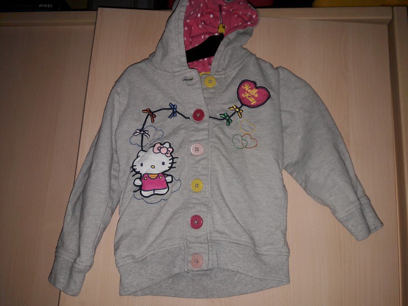 Sweatshirt / Strickjacke Gr 86
