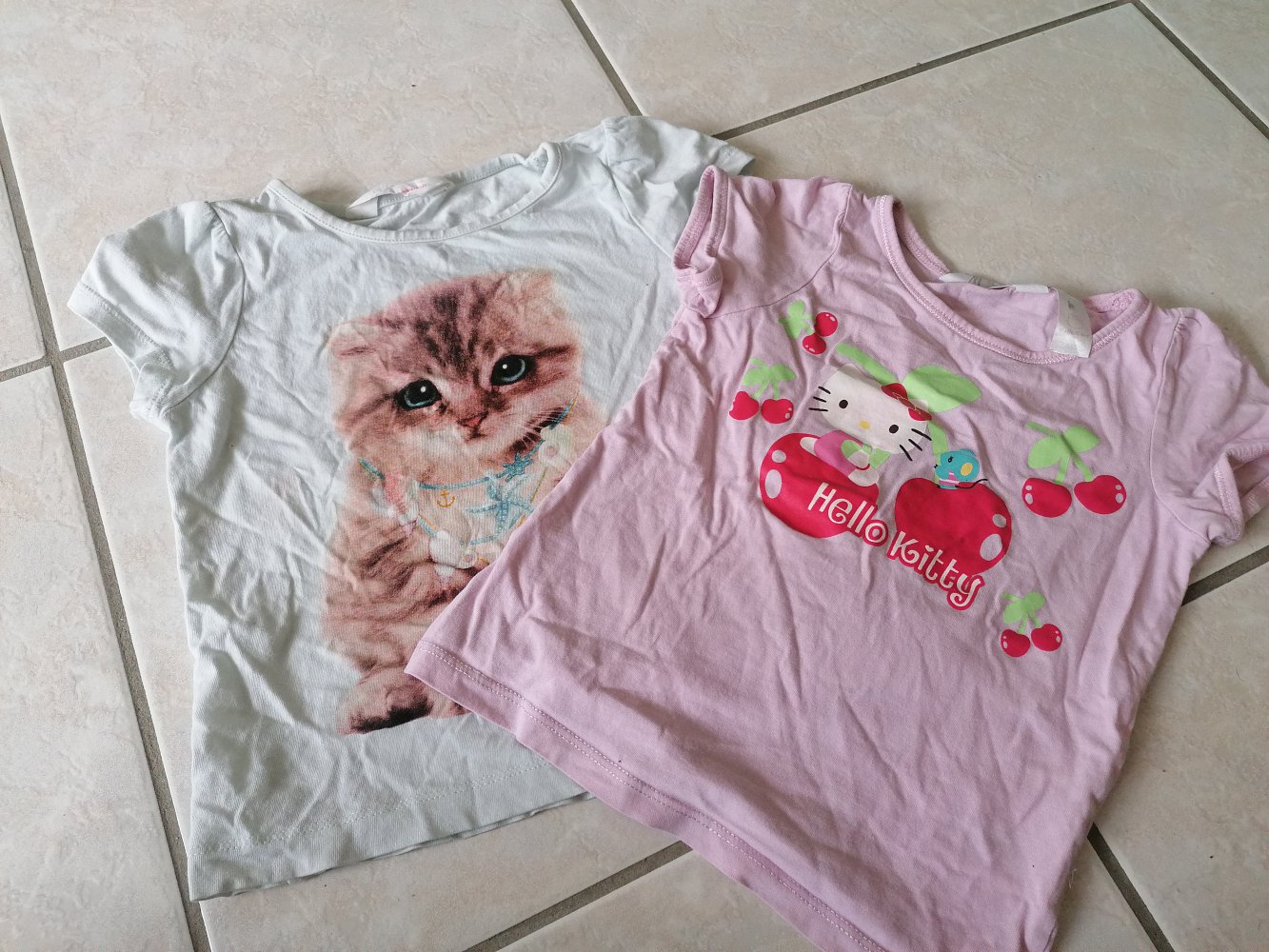 2 T-shirt Gr 98/104
