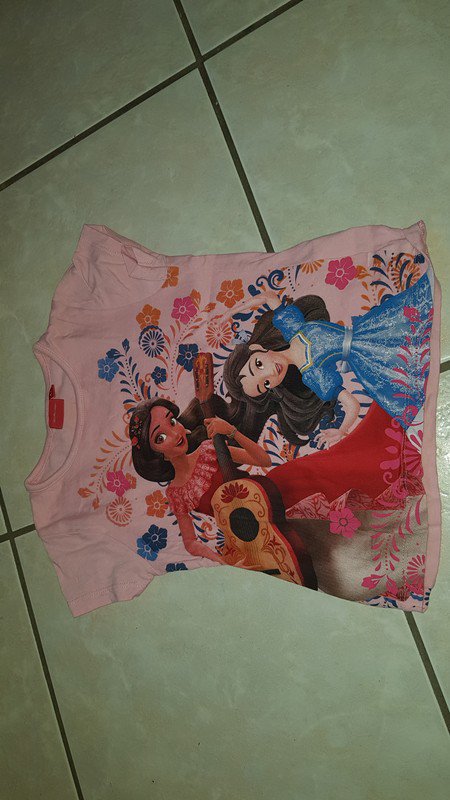 T-shirt Gr 4 A getragen bei 104