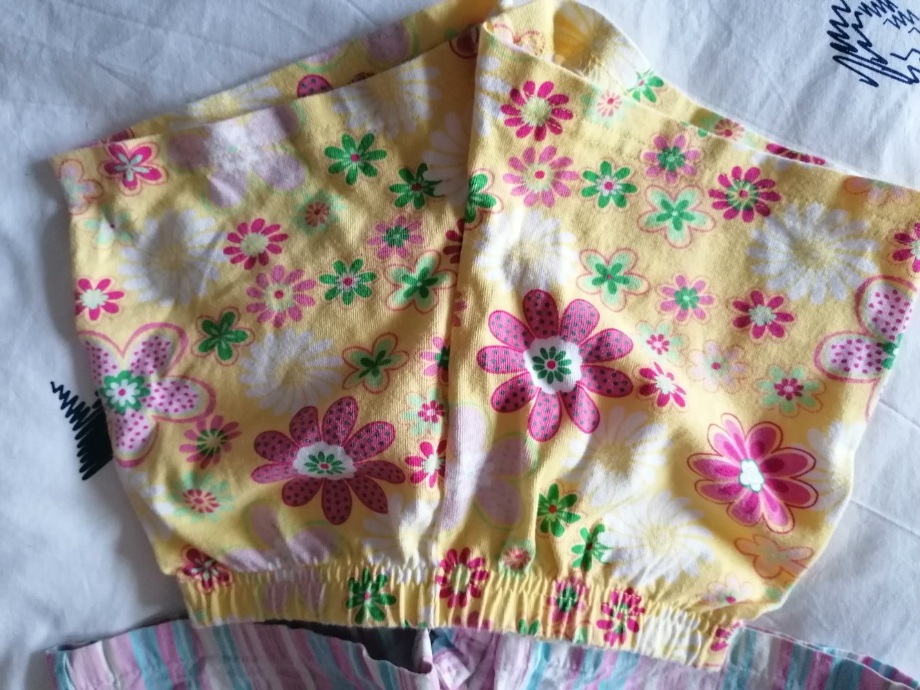 Bunte Shorts Gr. 122