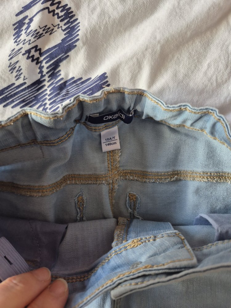 Okaidi: hellblaue Short Gr. 140