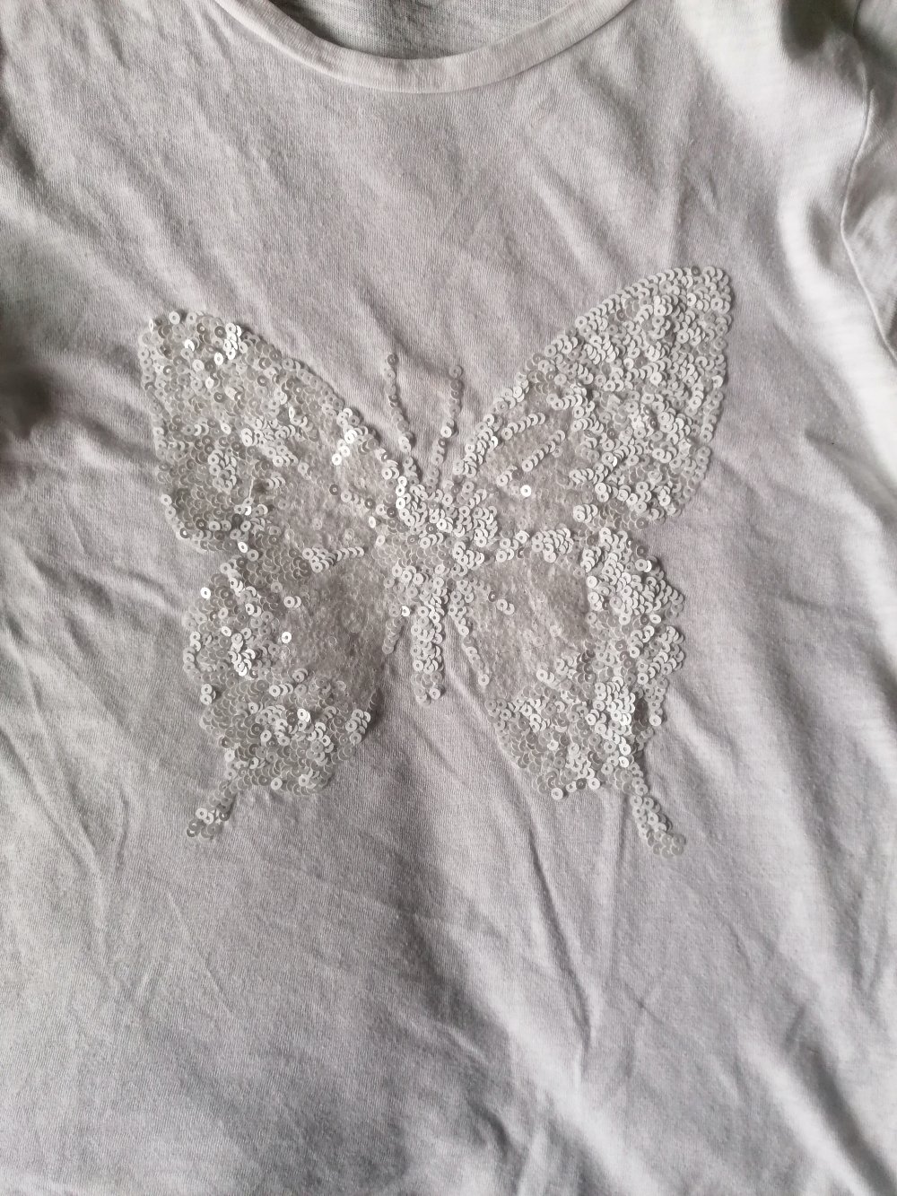 H&M: weißes Shirt mit Schmetterling Gr. 134/140