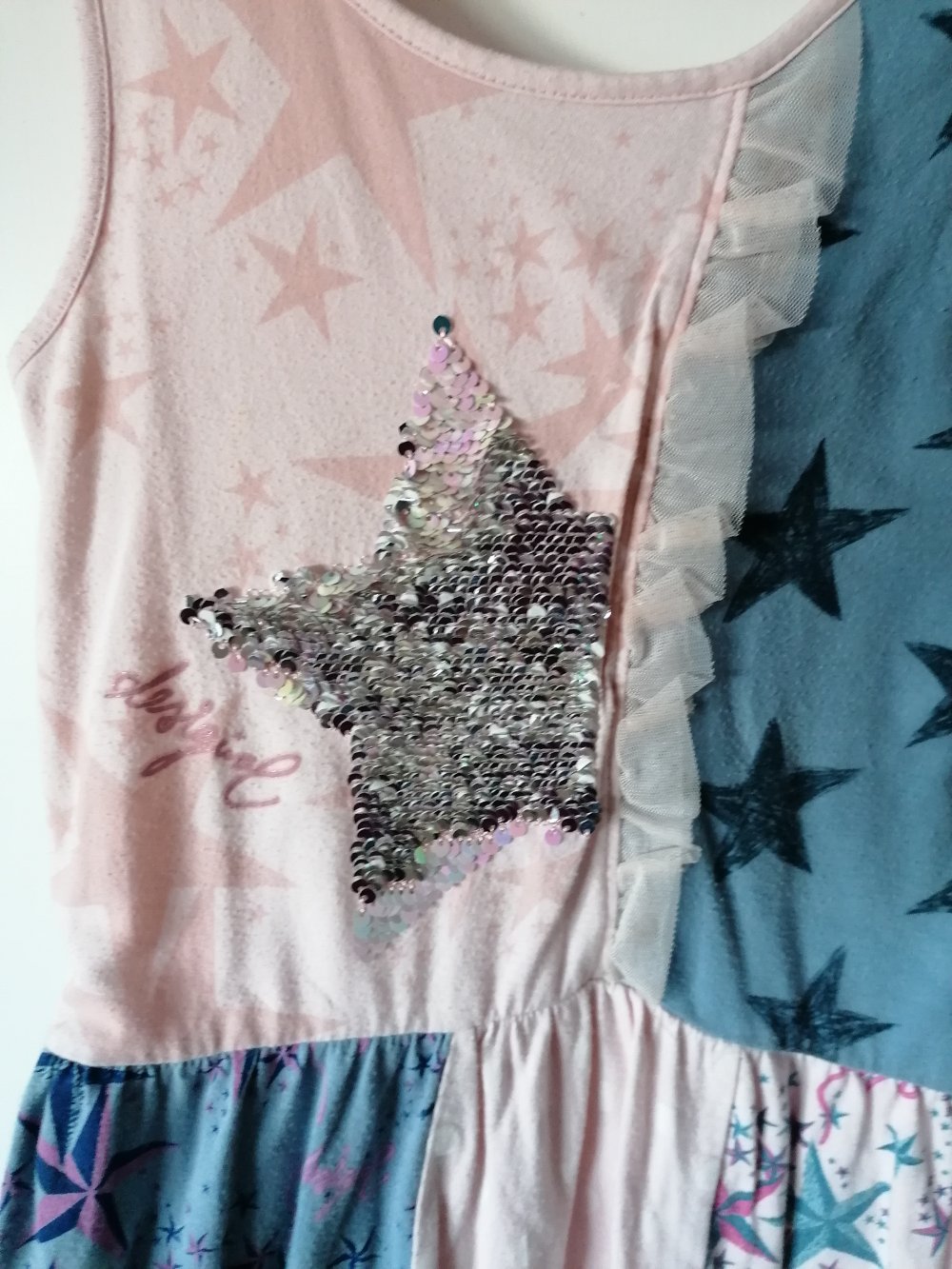 Tolles Desigual Kleid Gr. 122/128