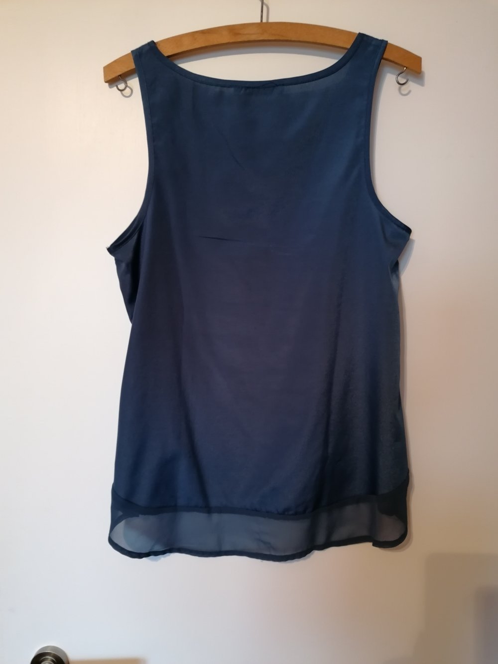Atmosphere: blaues Sommertop Gr. 40