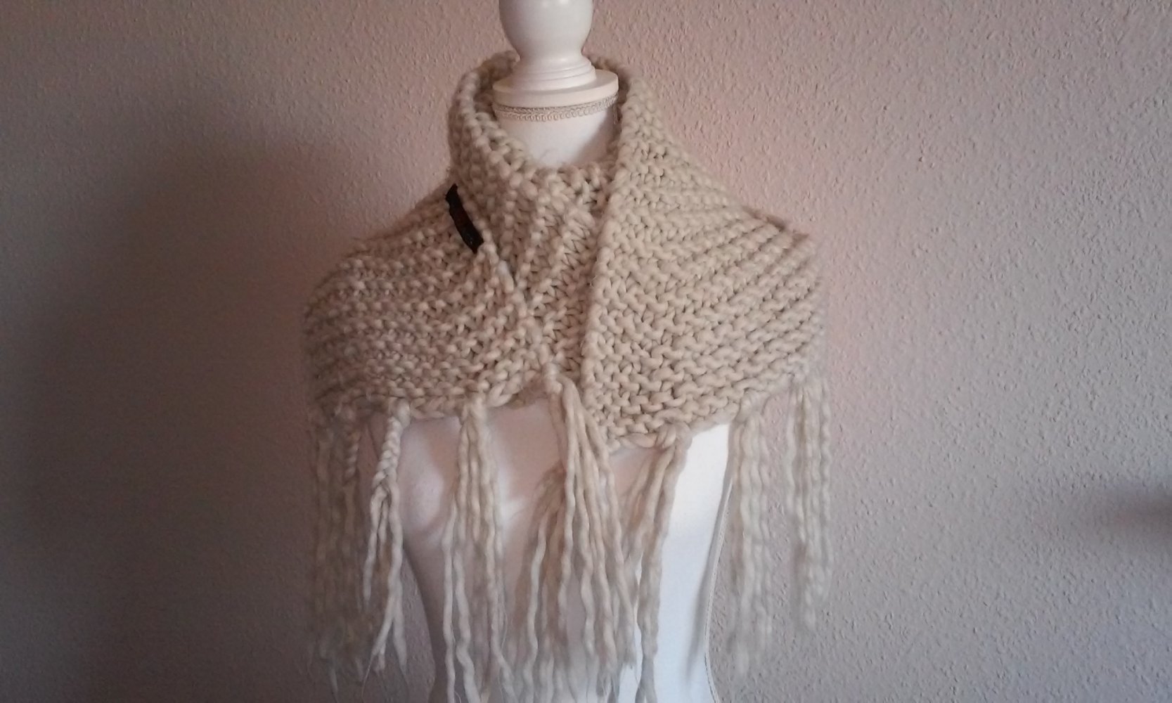 pimkie MarkenSchal Tuch Schaltuch Fransenschal Schultertuch in Naturweiß