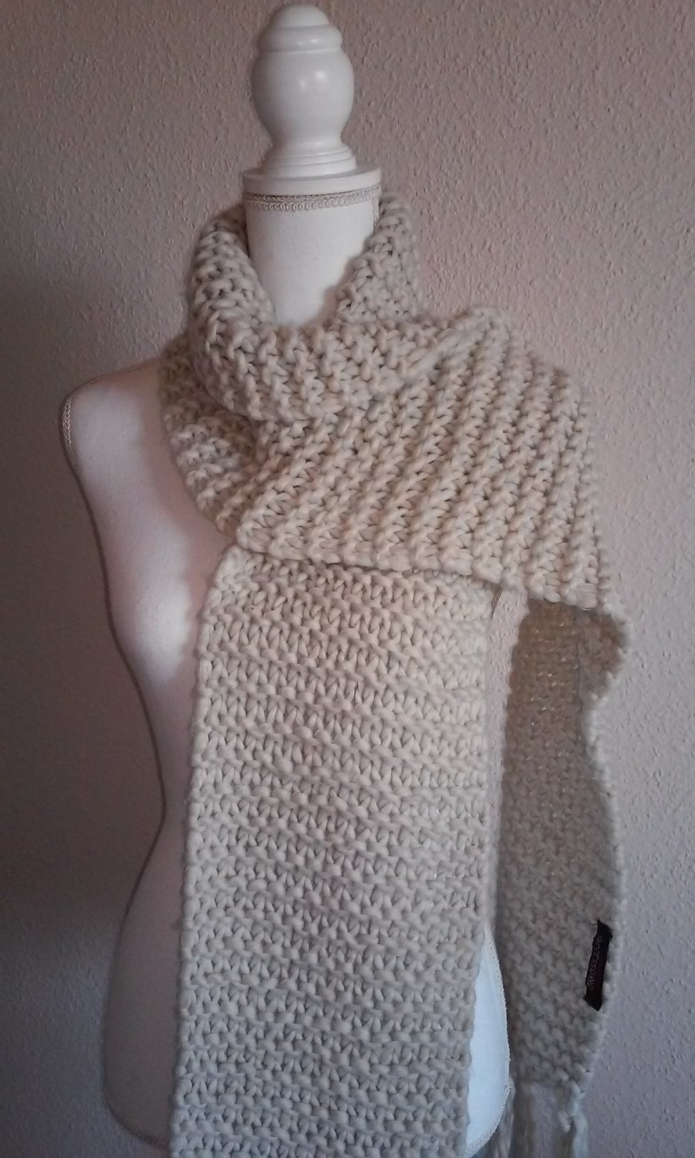 pimkie MarkenSchal Tuch Schaltuch Fransenschal Schultertuch in Naturweiß