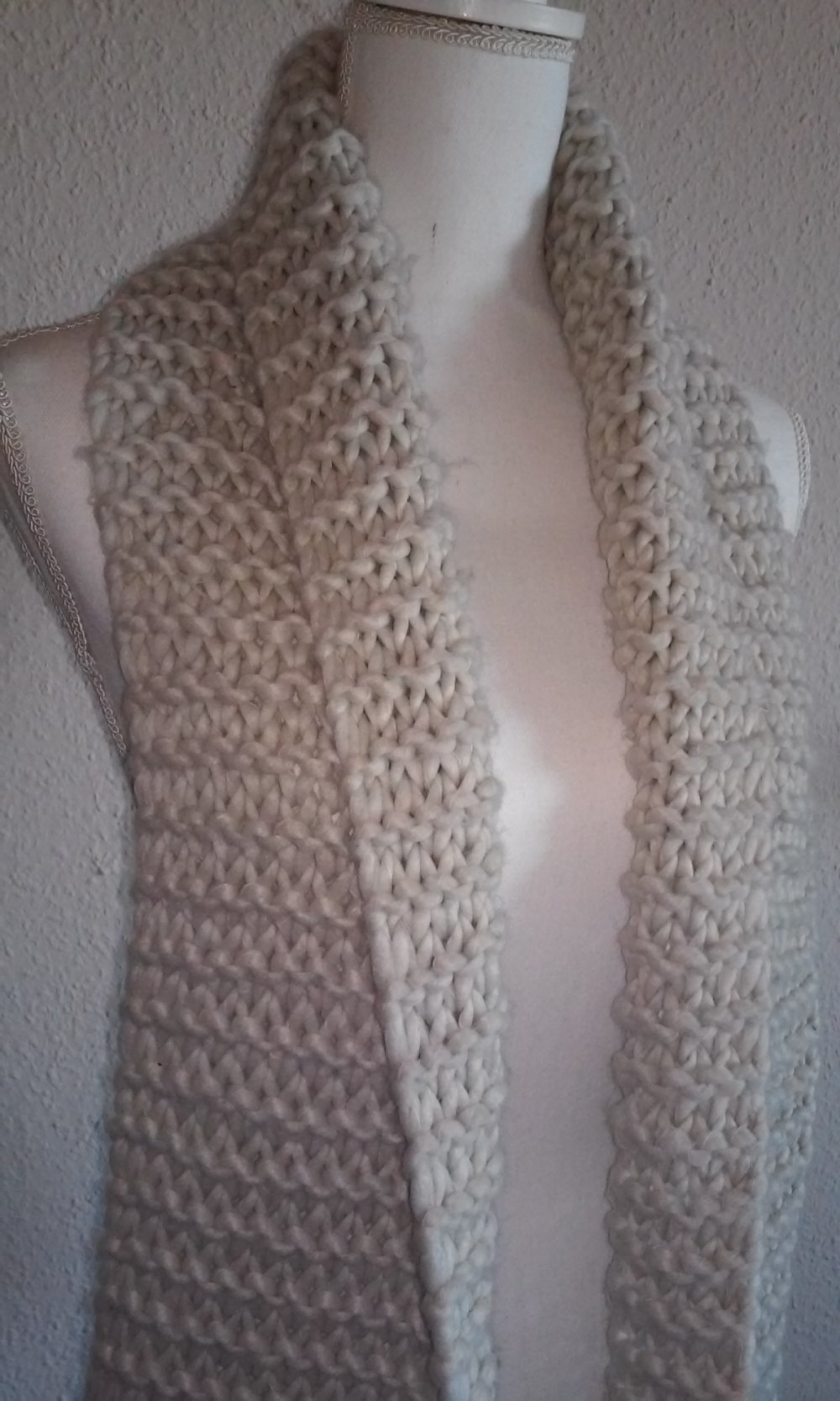 pimkie MarkenSchal Tuch Schaltuch Fransenschal Schultertuch in Naturweiß