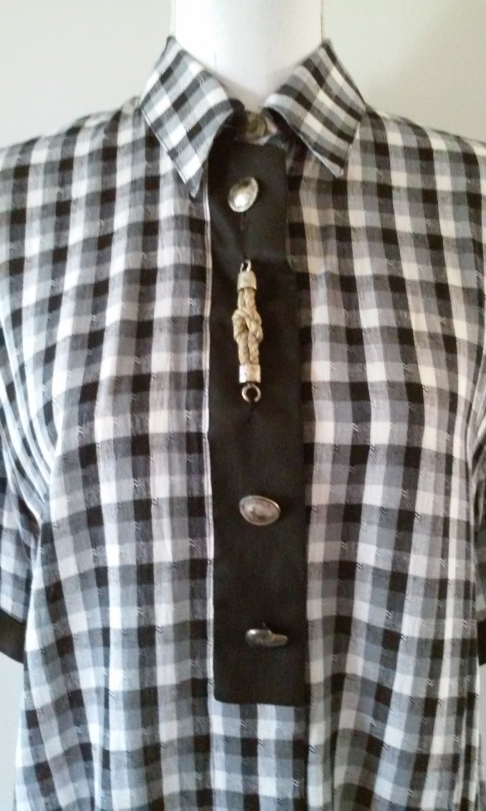 Bluse Western -Cowboy -Stil hochwertig,kurzärmlig schwarz/weiß kariert Landhausstil (Oktoberfest)