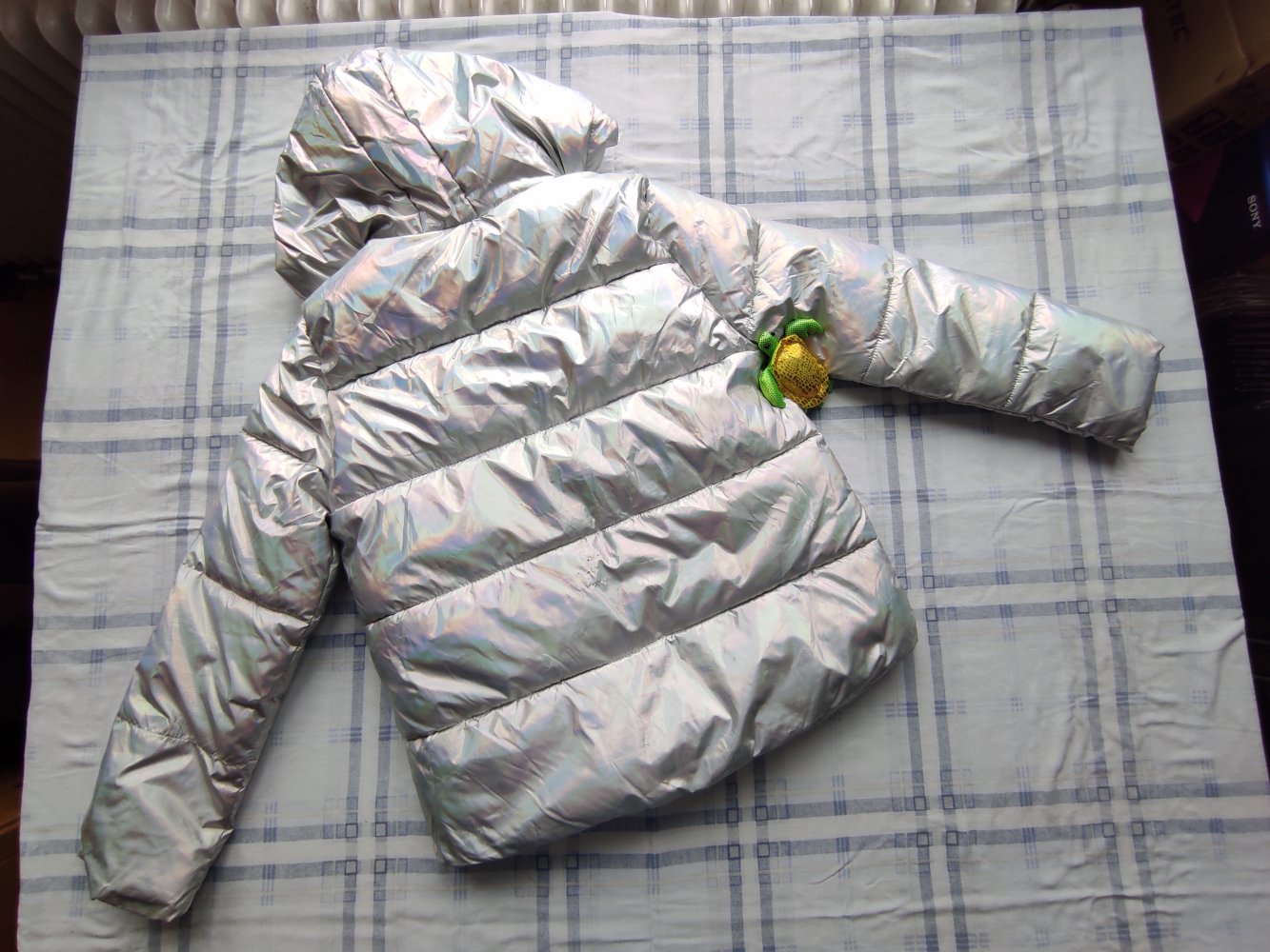 KiK YfK Winterjacke Glitzerjacke Mädchen Jacke Gr. 146/152146