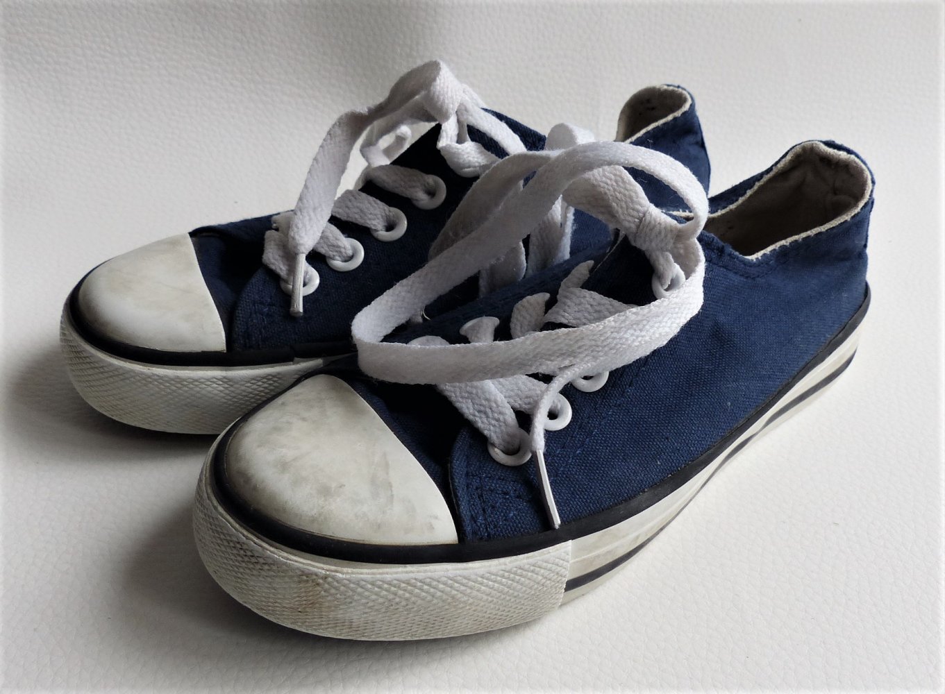 Kinder Jungen Mädchen Schuhe Gr. 28 Sneakers Turnschuhe Sportschuhe Unisex