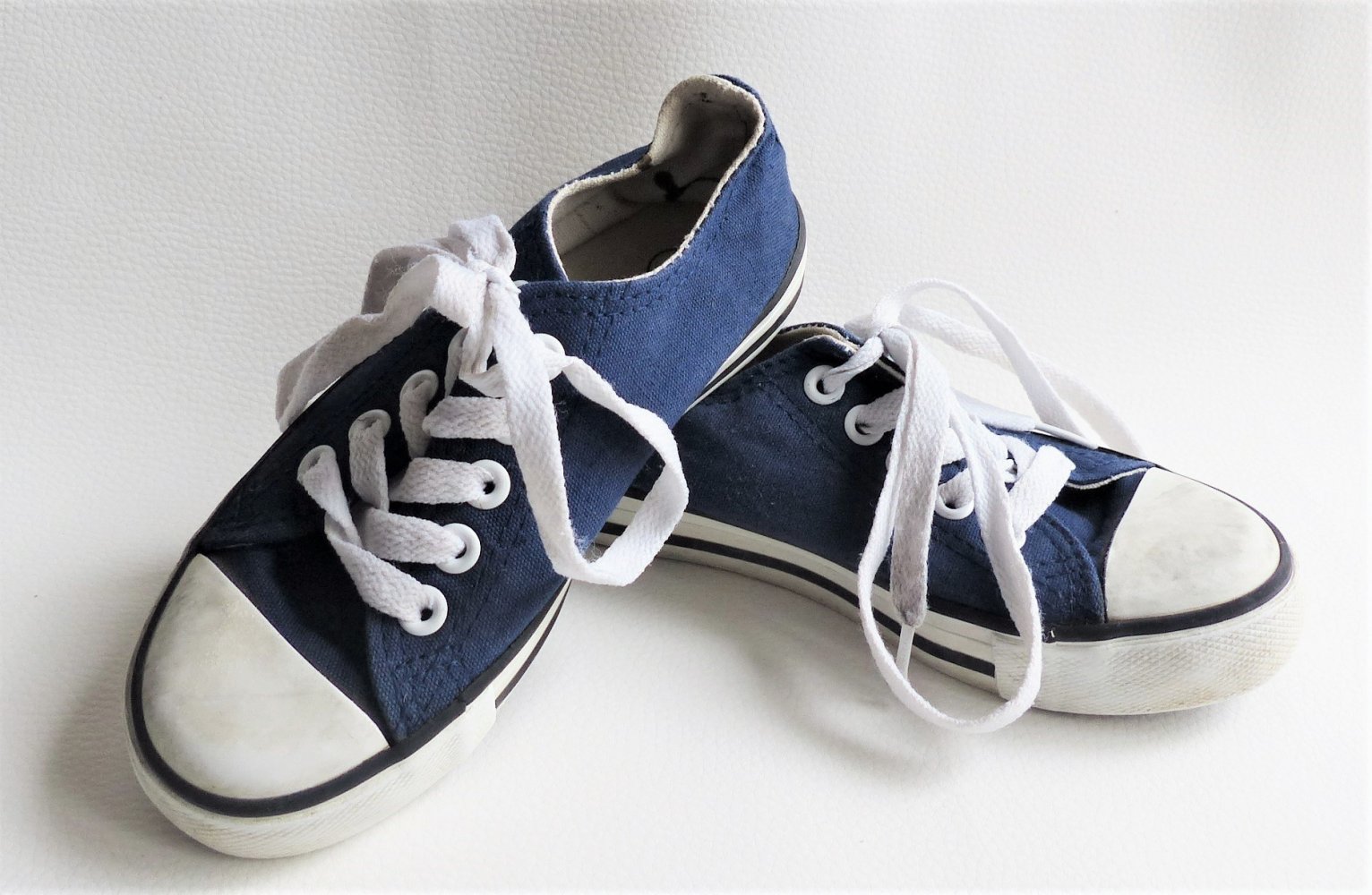 Kinder Jungen Mädchen Schuhe Gr. 28 Sneakers Turnschuhe Sportschuhe Unisex