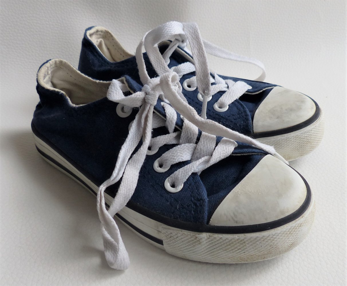 Kinder Jungen Mädchen Schuhe Gr. 28 Sneakers Turnschuhe Sportschuhe Unisex