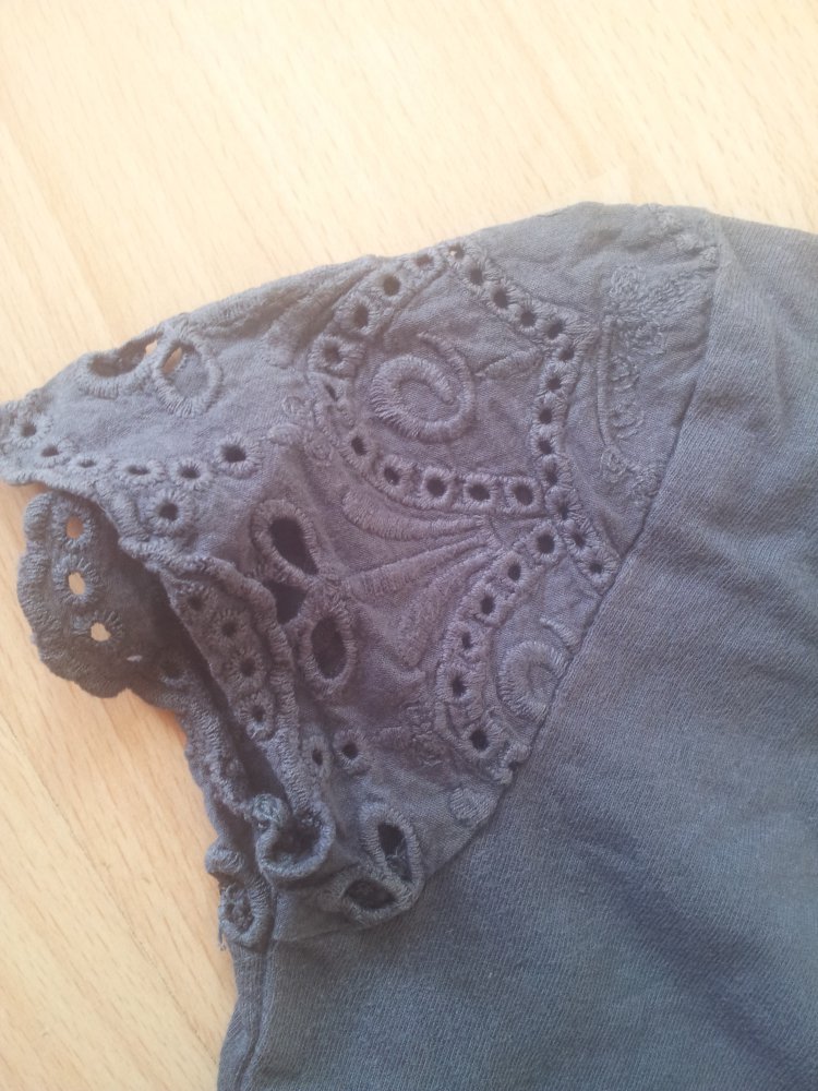 Shirt anthrazid Schmetterlinge Strass Cut-Outs Gr. 104