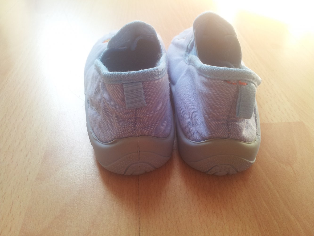  Hausschuhe blau Bagger Stickerei Gr. 26/27