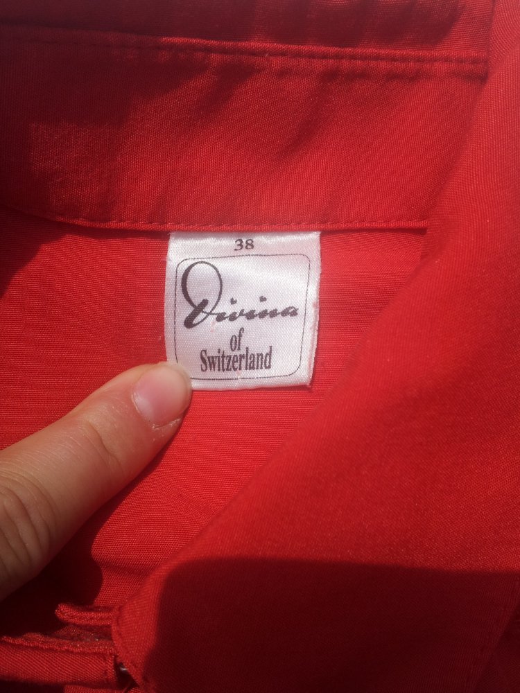 Bluse rot Stickerei Rosen Blumen Divina Gr. 38