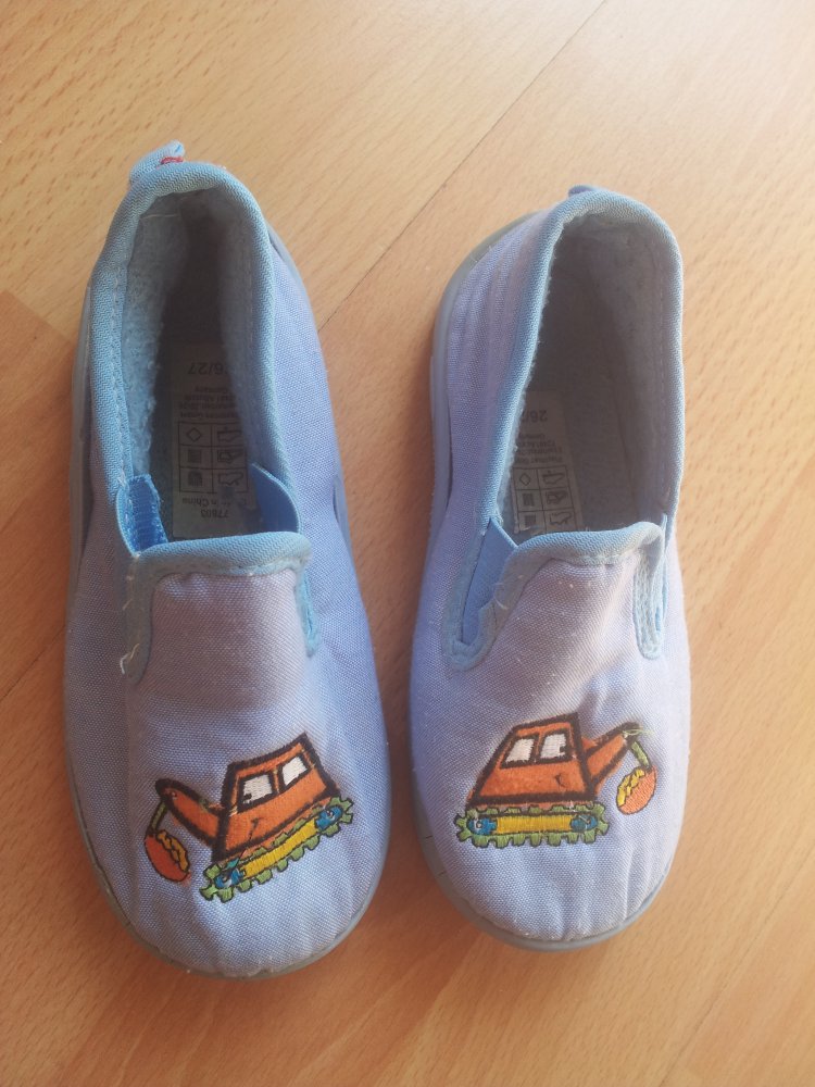  Hausschuhe blau Bagger Stickerei Gr. 26/27