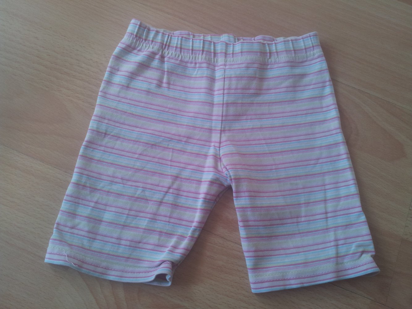 kurze Hose Radler bunt Streifen  Gr. 98