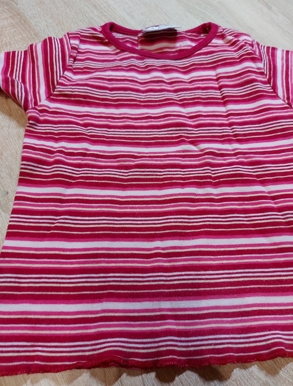 Bunt gestreiftes T-shirt Größe 98 Kik