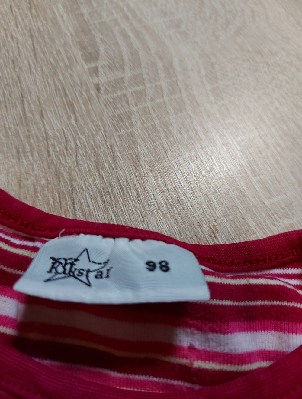 Bunt gestreiftes T-shirt Größe 98 Kik