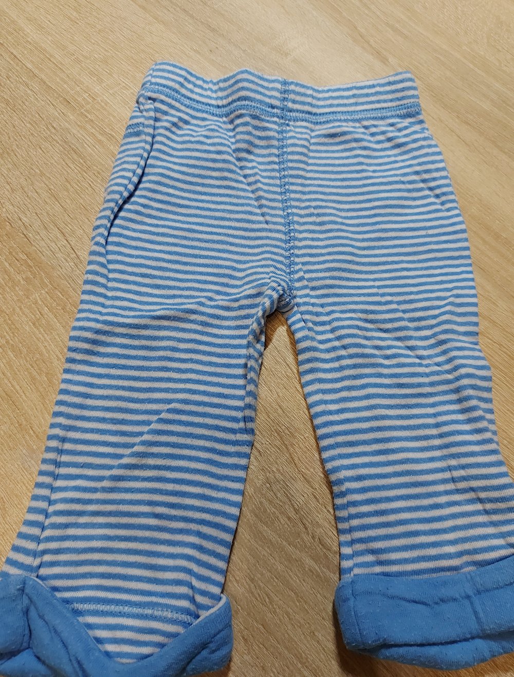 Lange gestreifte Hose Esprit Größe 68