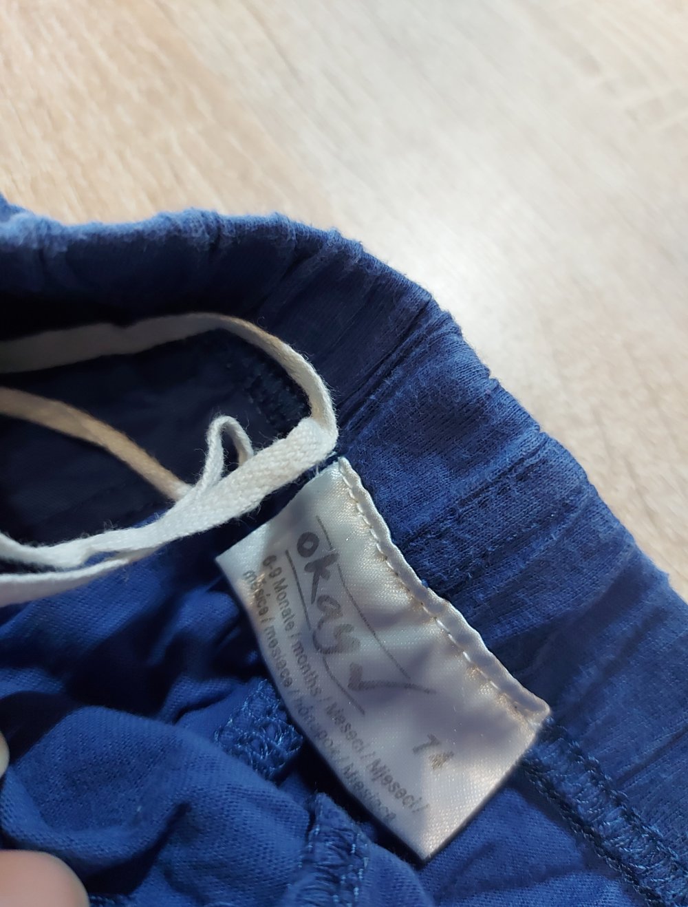 Kurze dunkelblaue Stoffhose Größe 74 Kik