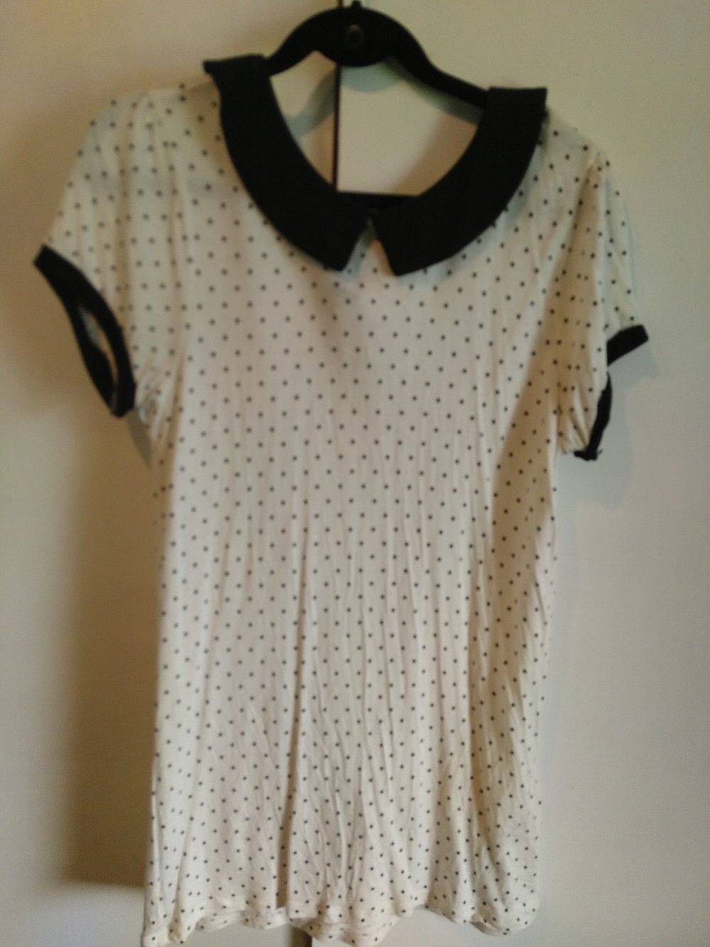 Cooles Retro-Punkte-Shirt