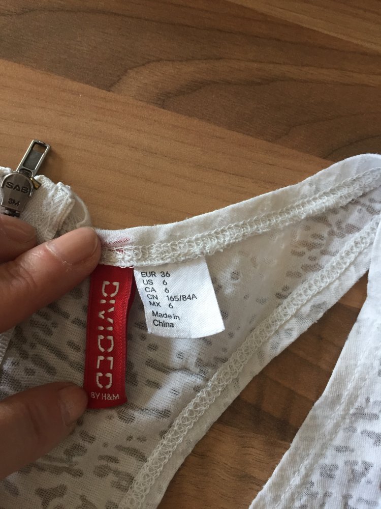 H&M Divided Racer Top Shirt Gr.36 mit Peace Symbol