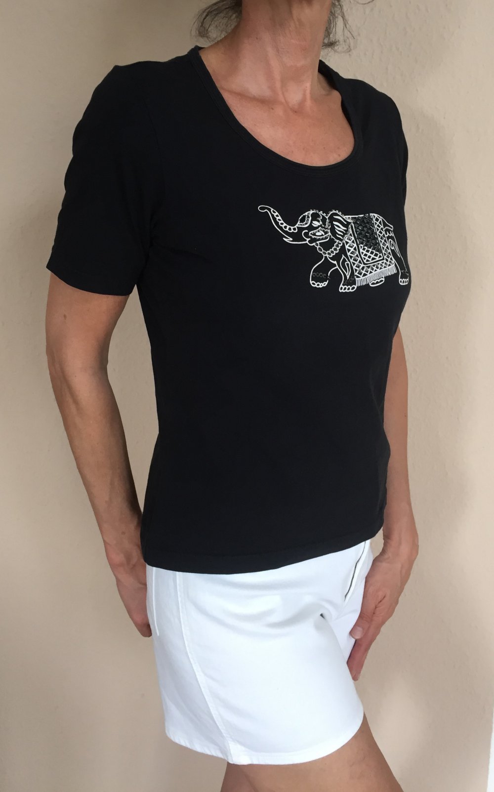Public Shirt Gr.M/L schwarz mit weißem Elefant