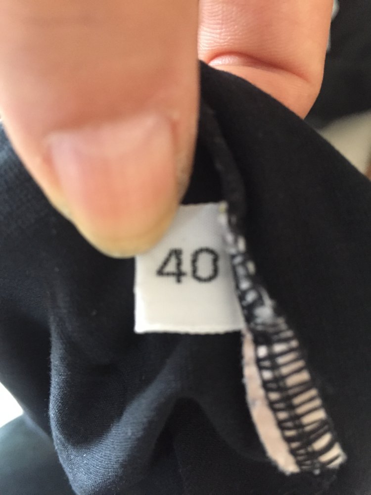 Public Shirt Gr.M/L schwarz mit weißem Elefant