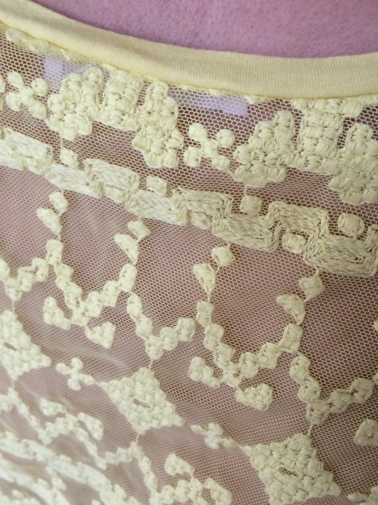 2 Sommer Tops Gr.M in pastell gelb von Zara + Amisu luftig leicht