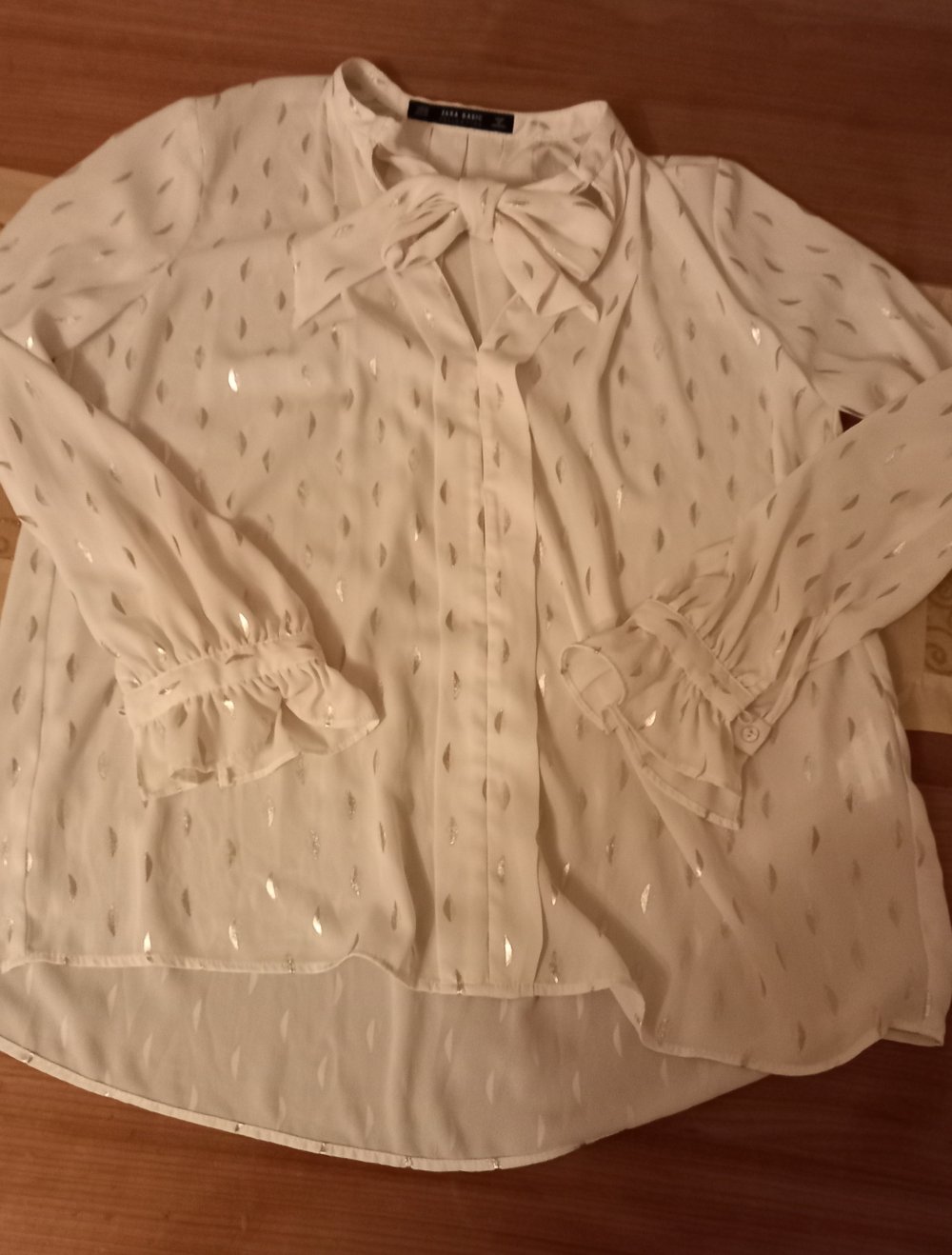 ausgefallene Bluse mit Glitzer Gr. 34