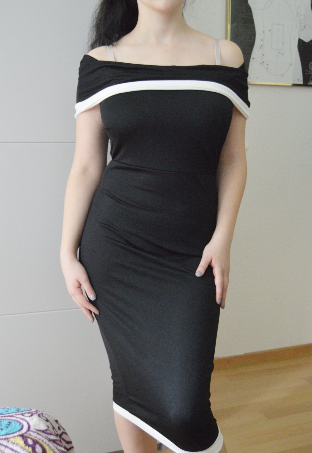 Contrast Off Shoulder Midi Kleid gr.40