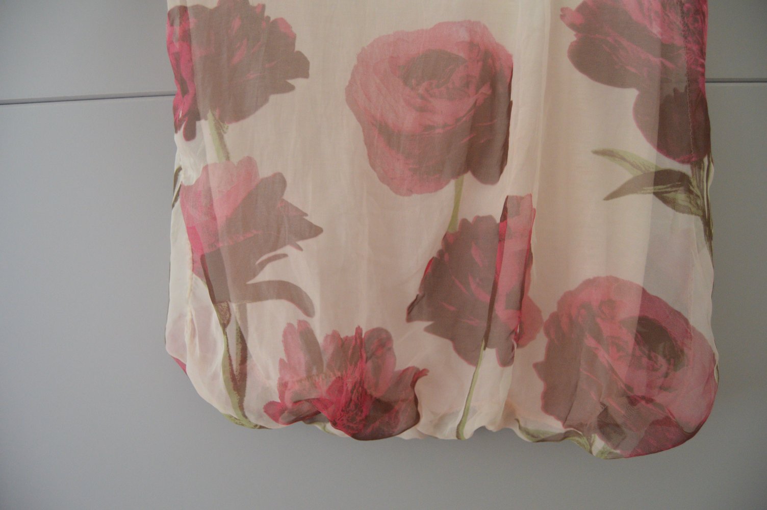 Schöne blumen bluse aus Italien gr.S