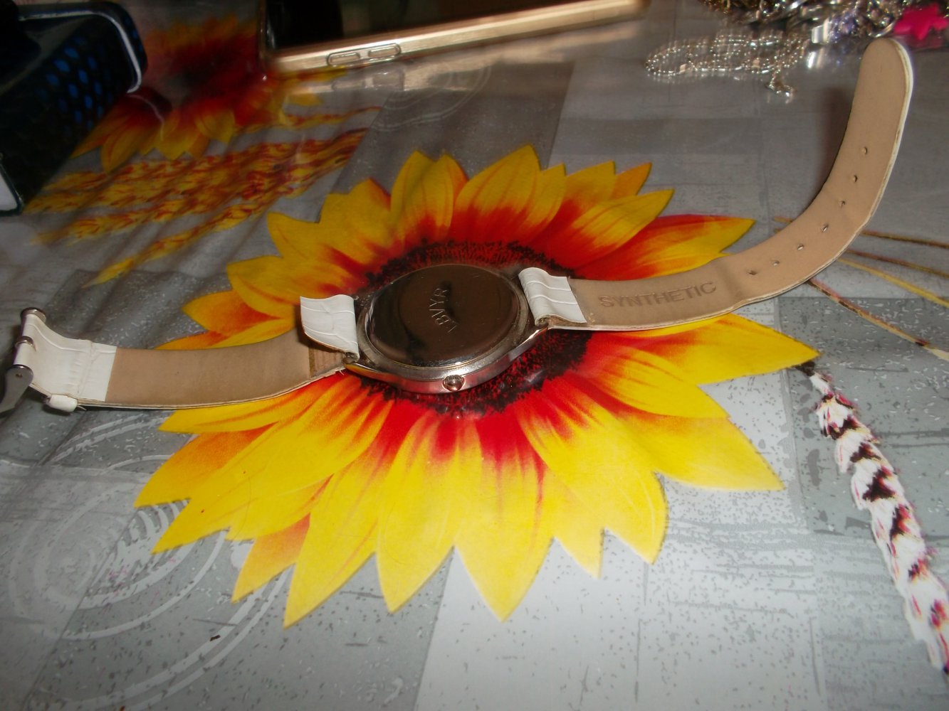 damenarmbanduhr,weiss,verstellbar