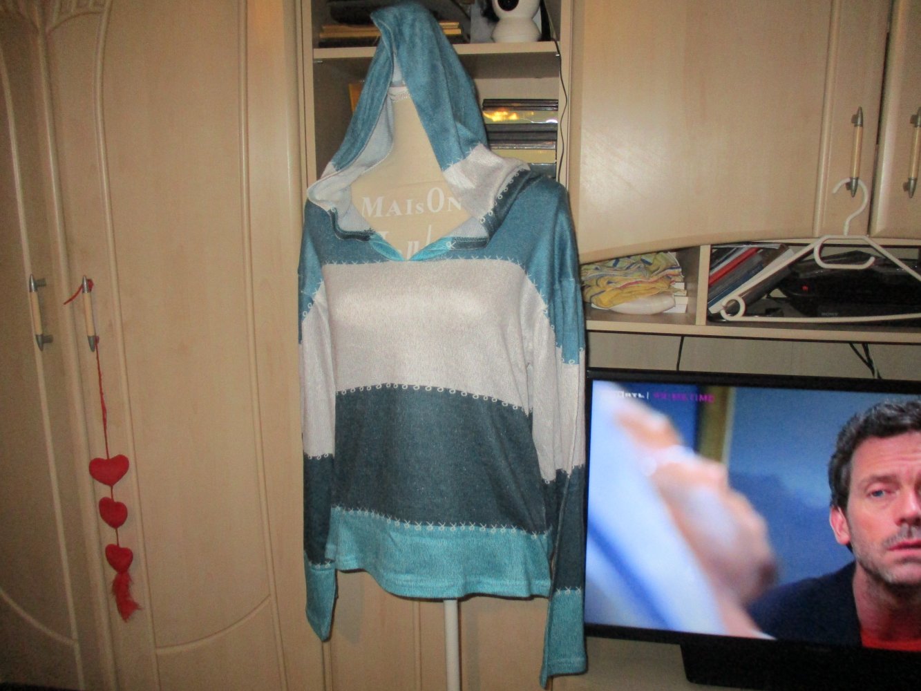 neu,dünnes ( sommer ) shirt,gr xl,baumwolle,kaputze,türkis,silber,langärmig