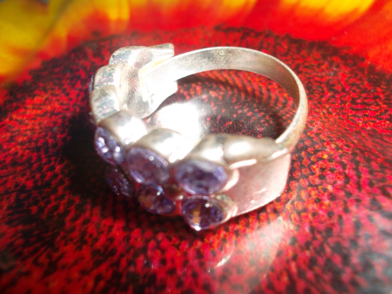 neu,ring,von levyr,lilane steinchen