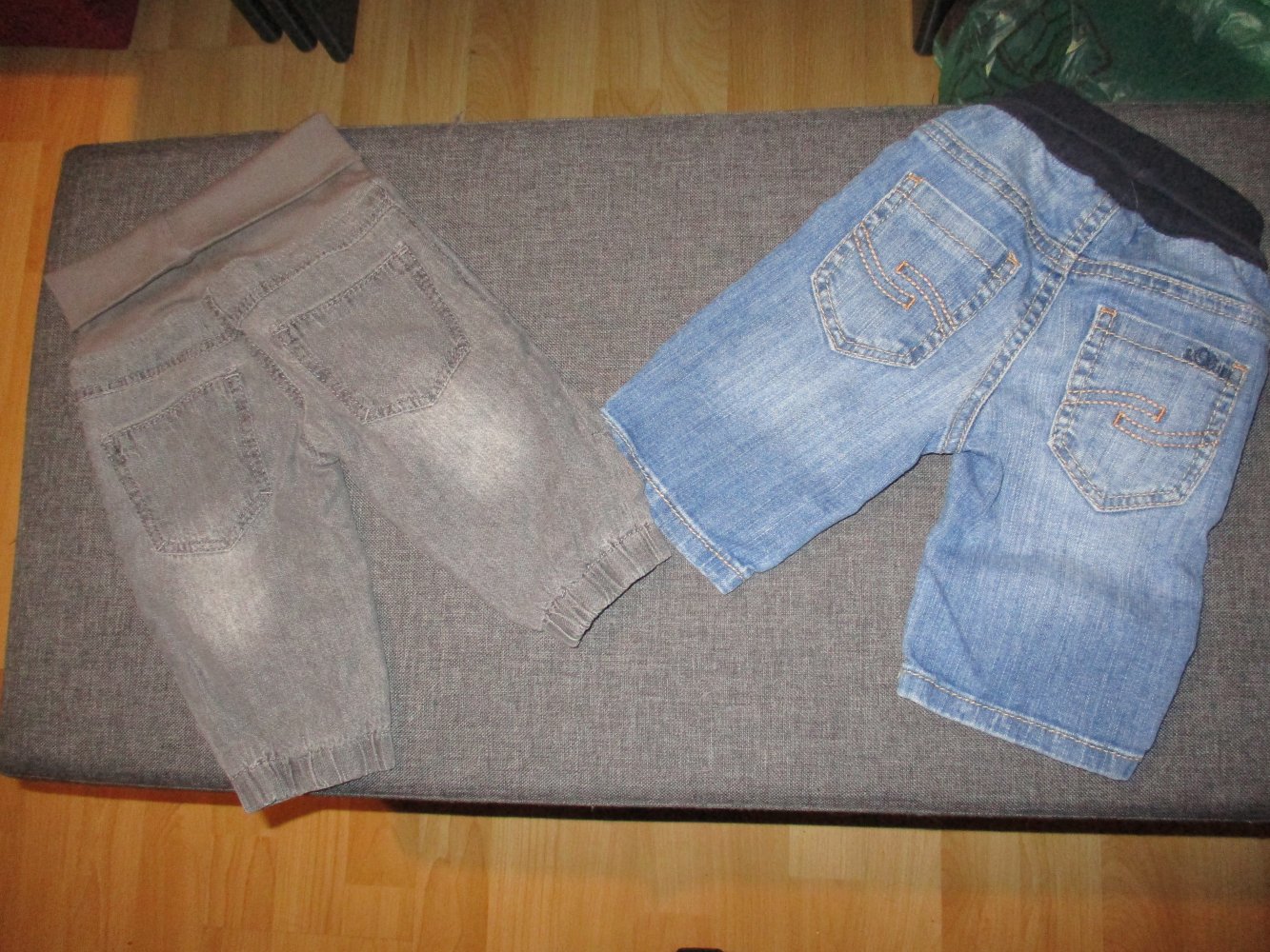 2 süsse neuwertige baby-jeanshosen, gr. 62/68, impidimpi, s. oliver
