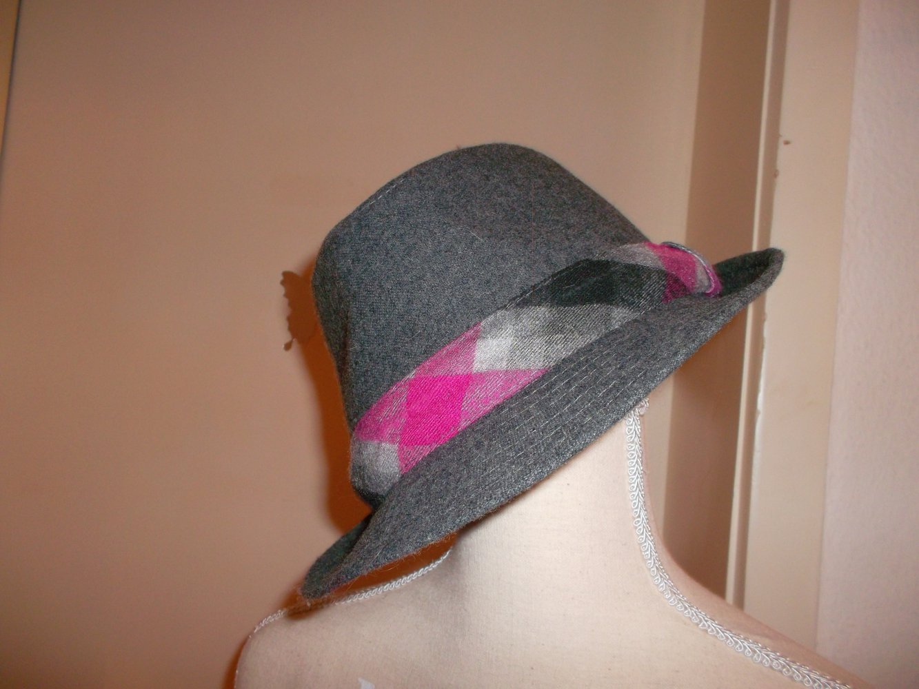 neuer grauer hut , grösse s