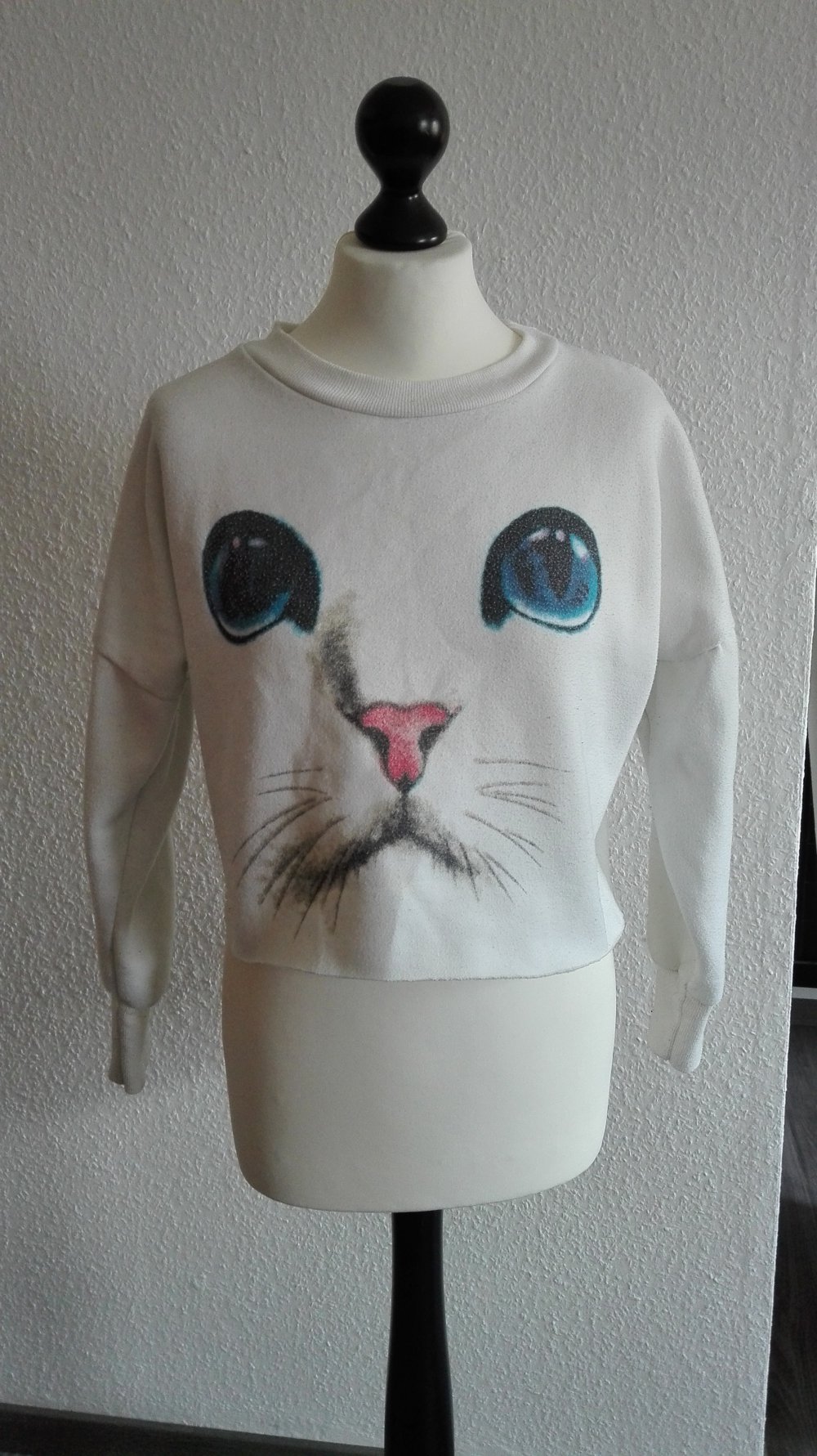 Crop Pullover mit Katzen Design 