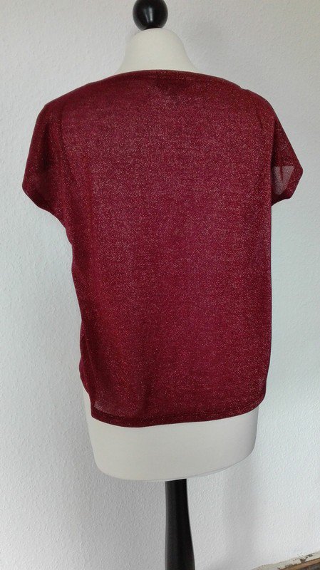 Bordeaux-Goldenes Shirt