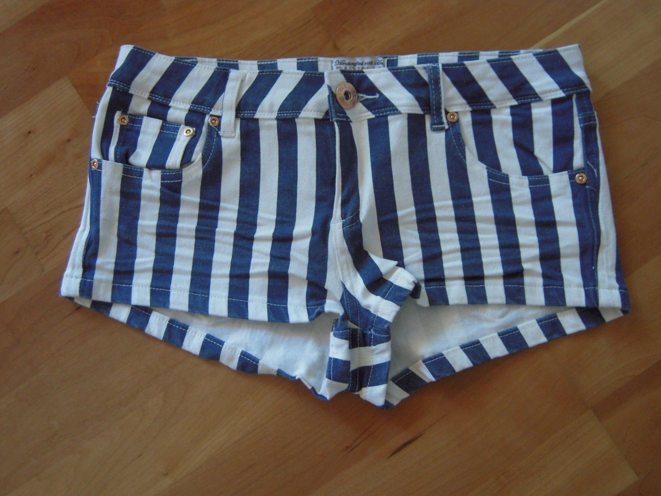 Shorts Hotpants gestreift