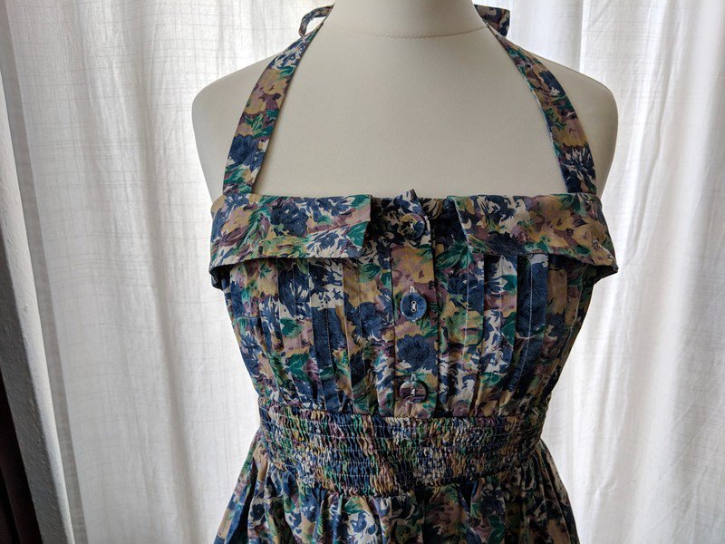 Neckholder Blumen Sommerkleid
