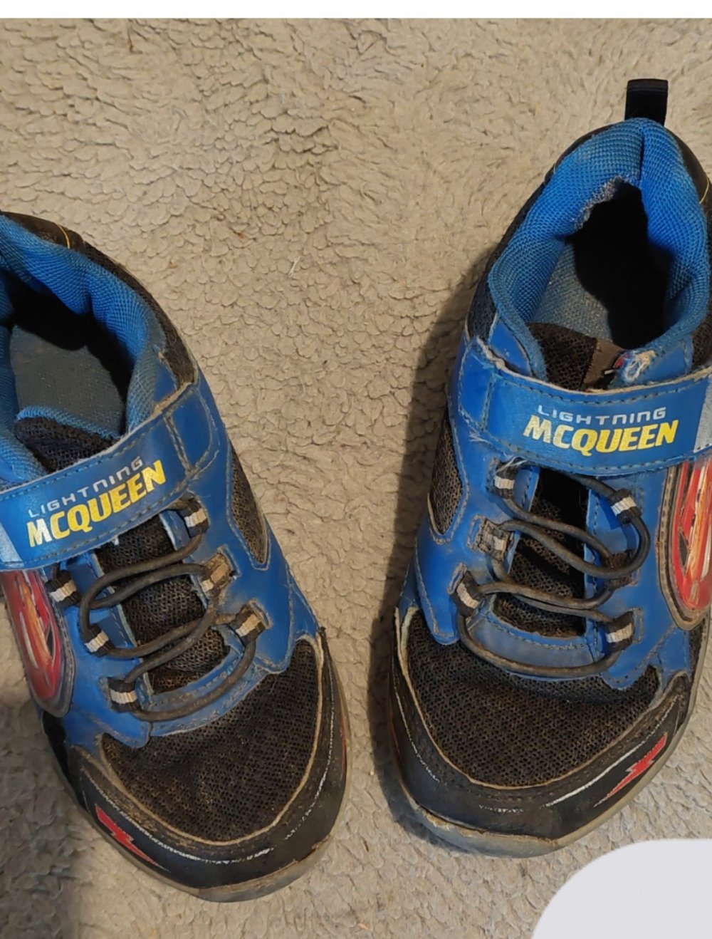 Jungen Schuhe gr. 30 Cars