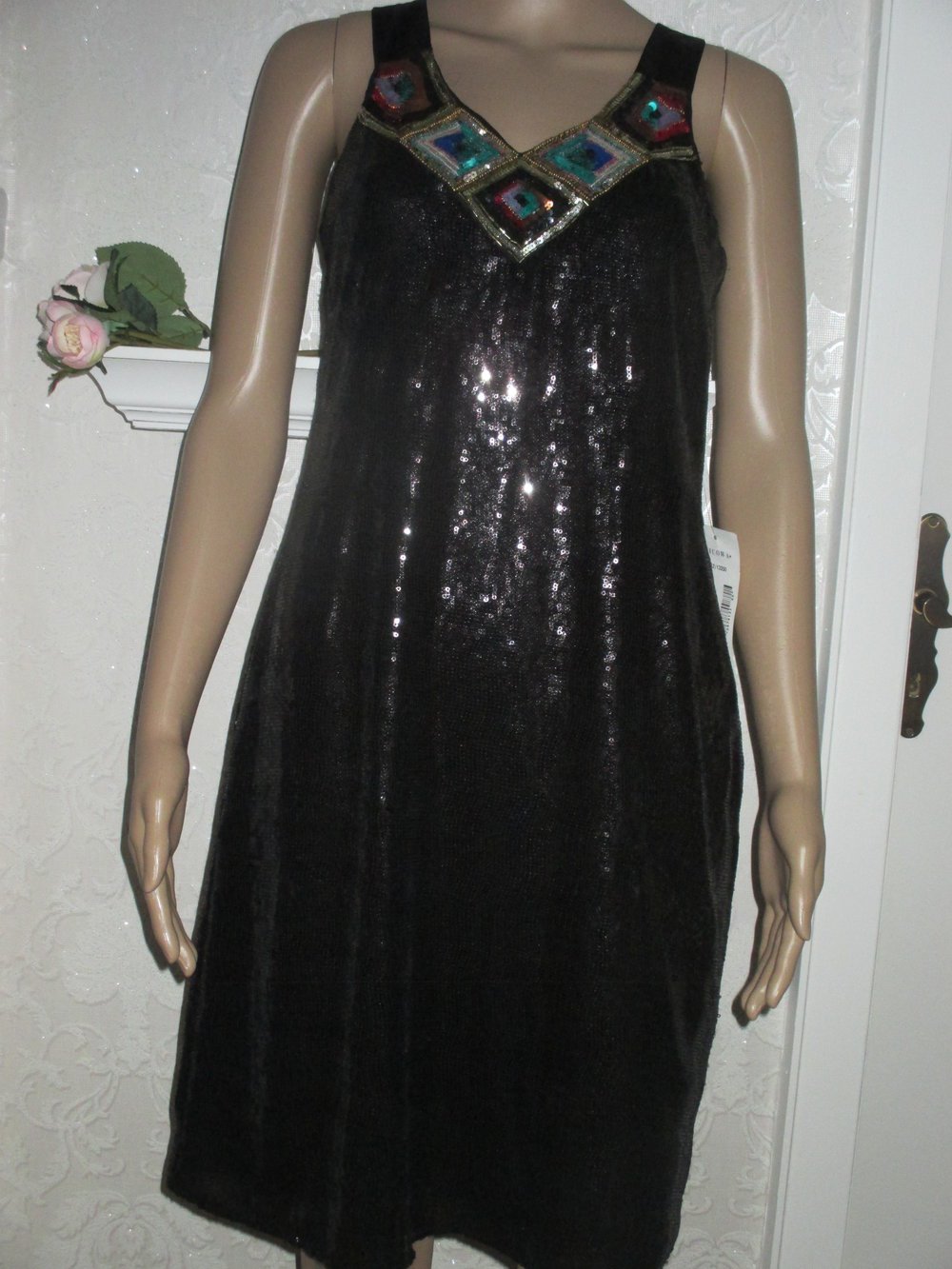  NEU mit ETIKETT * Abend * Ausgeh * Cocktail * Tanz * Pailletten im Inka Look * Etui- Kleid 