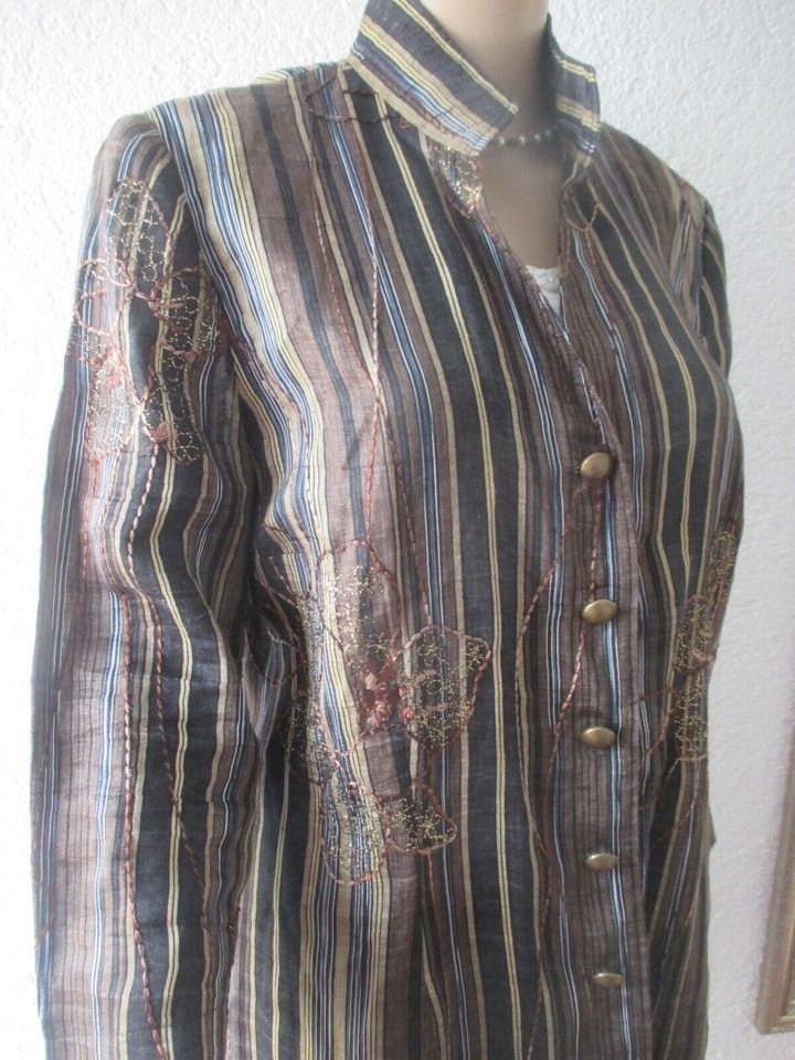 NEU mit ETIKETT * Edel * Lurex * Glitzer * Blumen * Blüten * Flower- Power * Stickerei * Streifen * Bluse *Jacke 